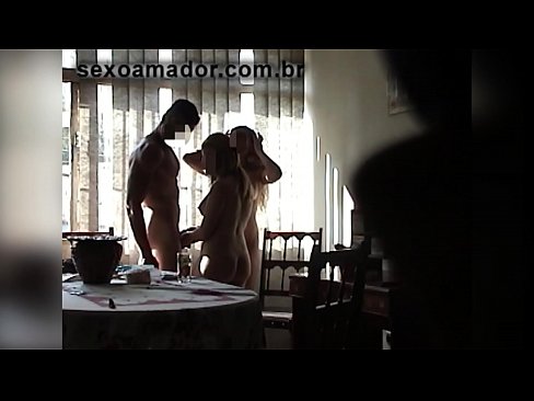 ❤️ Seksisõbrad kutsuvad hiiglasliku mehe ja temaga kolmekesi Porno fb at us et.rexporn-com.ru ❤